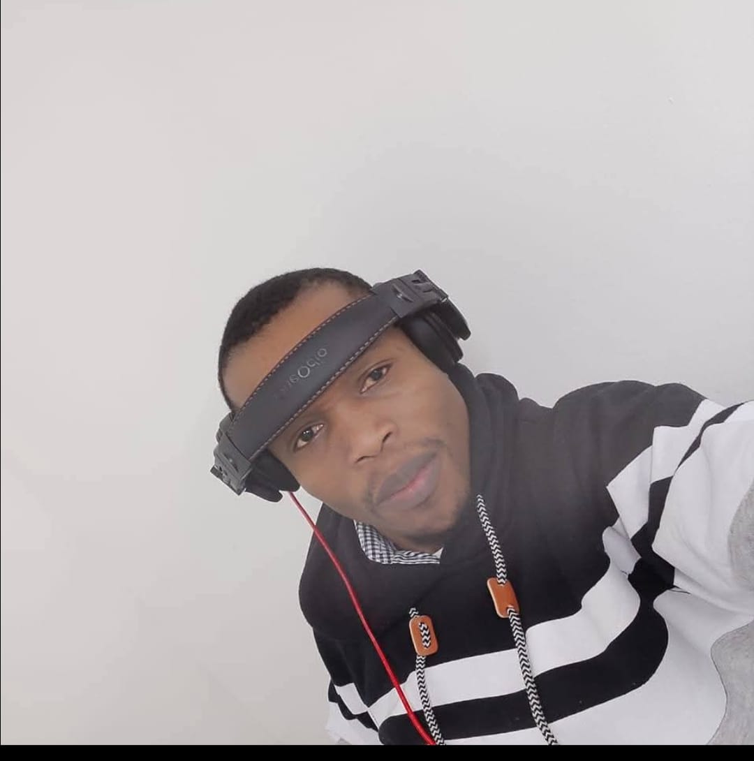 WhatsApp Image 2025-11-25 at 15.47.48 (1)